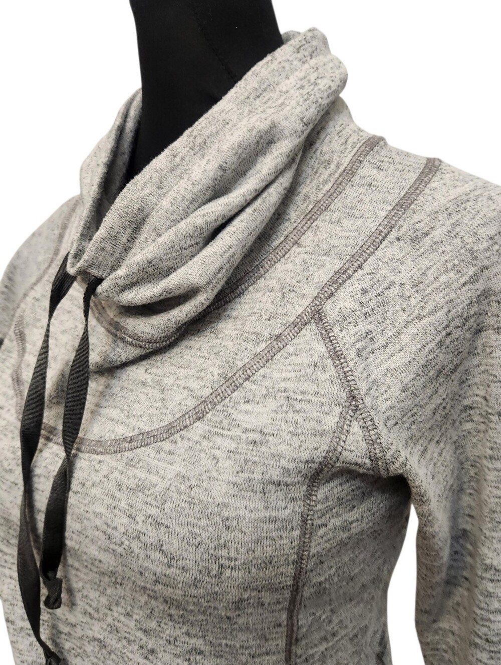 Kuhl Knit Top Womens XS Gray Funnel Neck Long Sleeve Athletic Shirt - Picture 3 of 9